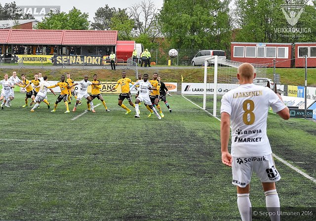 Preview: Vauhdikkaita tilannekuvia ja lähikuvia pelaajista Savon Sanomat areenalta Kuopiosta.