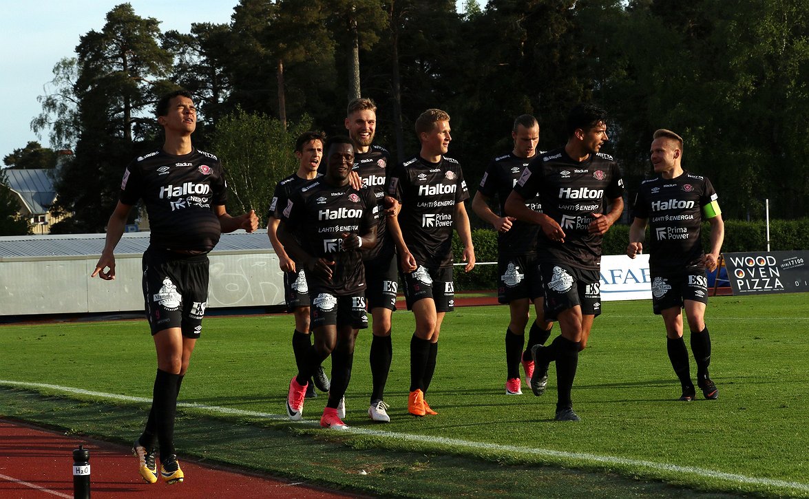 ​FC Lahti sopimukseen lahtelaislupauksen kanssa