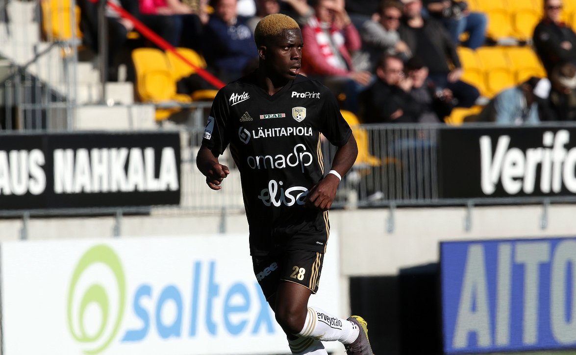 ​Serge Atakayi paluusta SJK-paitaan: "Tärkeintä että saan nauttia jalkapallosta"