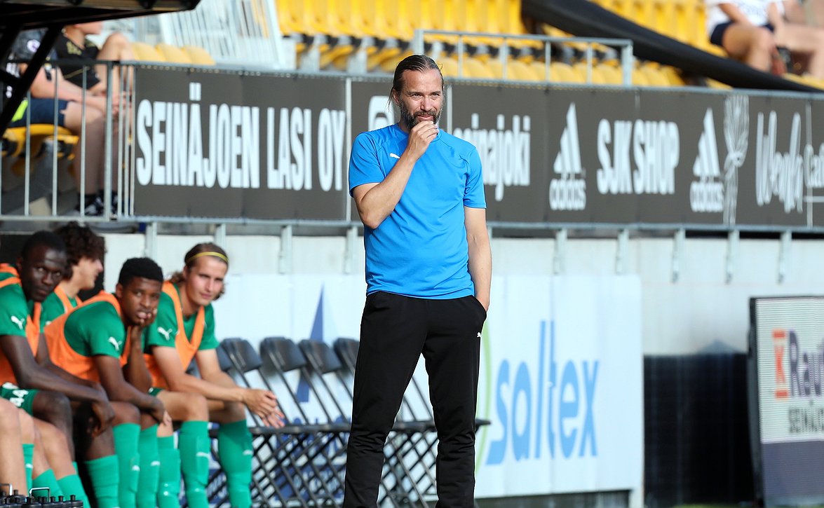 ​IFK-luotsi Syberyjski: "Olen pettynyt pelaajien puolesta"