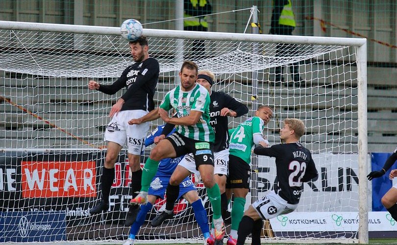 "Vain pisteillä on väliä" - voitto maistui FC Lahden Ilir Zenelille