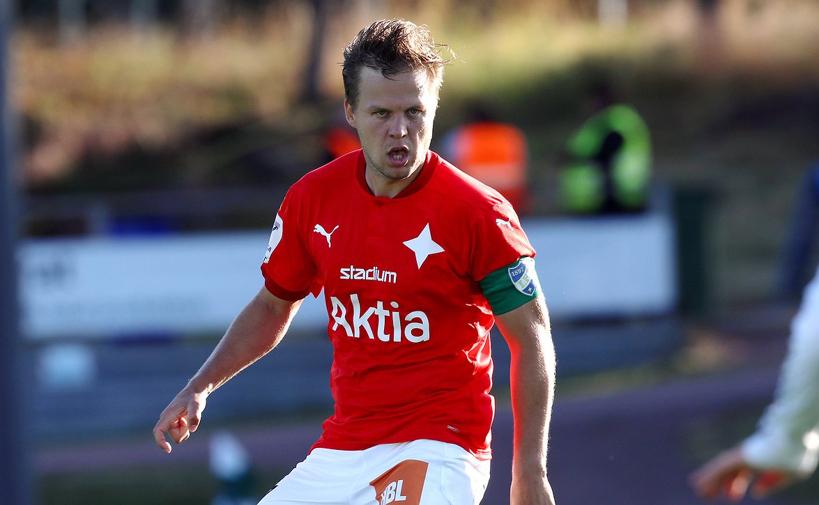 "Kokemusta, jatkuvuutta ja ennen kaikkea IFK:laisuutta" - Jani Bäckman jatkaa HIFK-paidassa