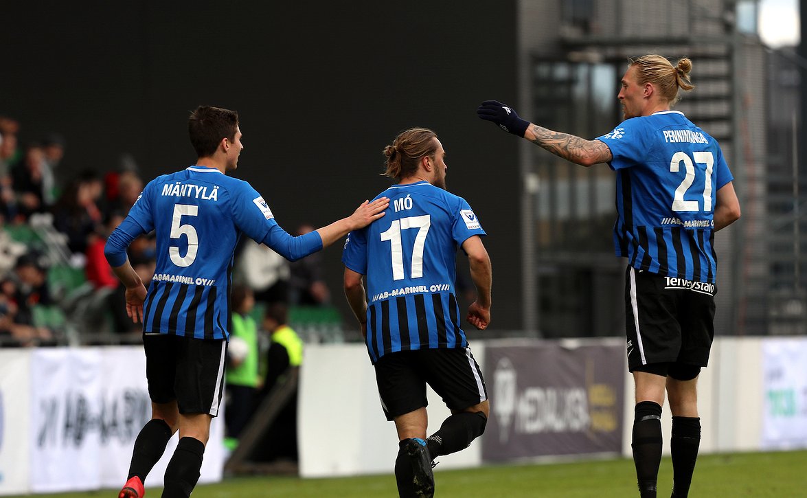 FC Inter hylkäsi kolmen topparin puolustuslinjan – "Huomasimme, että peli toimii paljon paremmin"