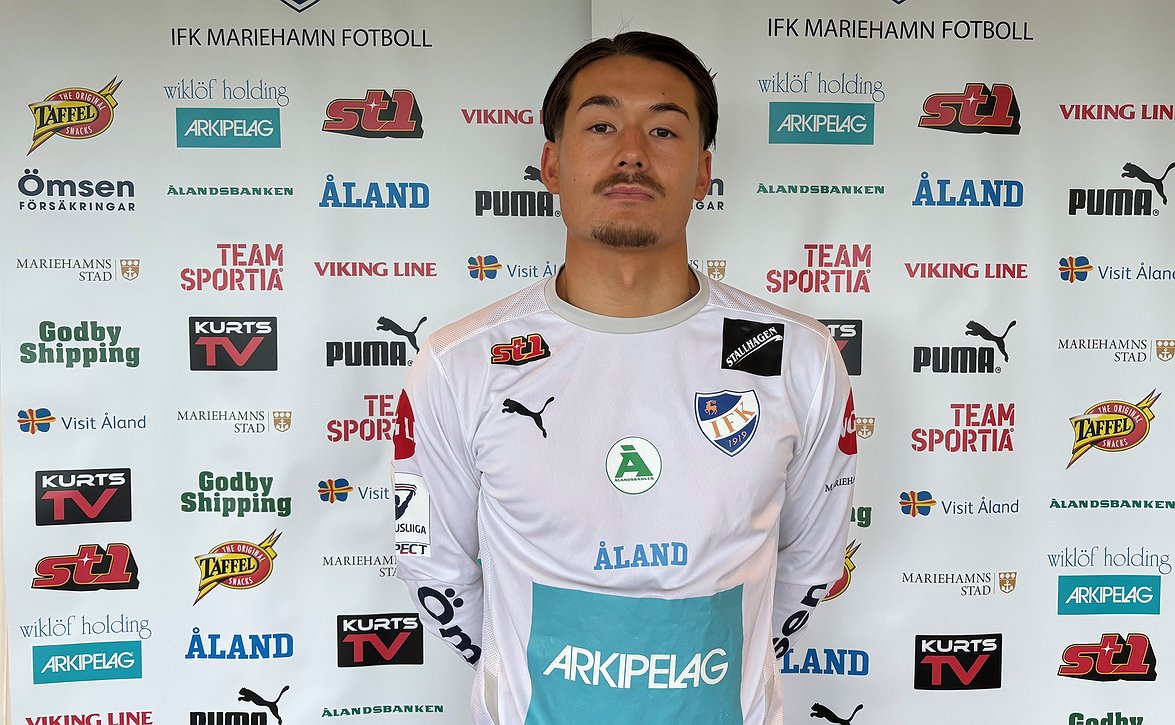 ​IFK Mariehamnille vahvistusta – ruotsalaishyökkääjä Adam Larsson palaa Veikkausliigaan