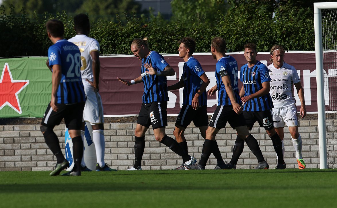 ​FC Inter etsii vahvistuksia: "Hyökkäyspään pelaajaa ja vasenta puolustajaa"