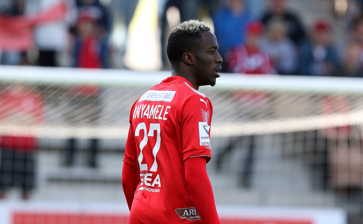 "Hienoa saada laittaa taas HIFK:n paita päälle" - Nnaemeka Anyamele palaa monen vuoden jälkeen