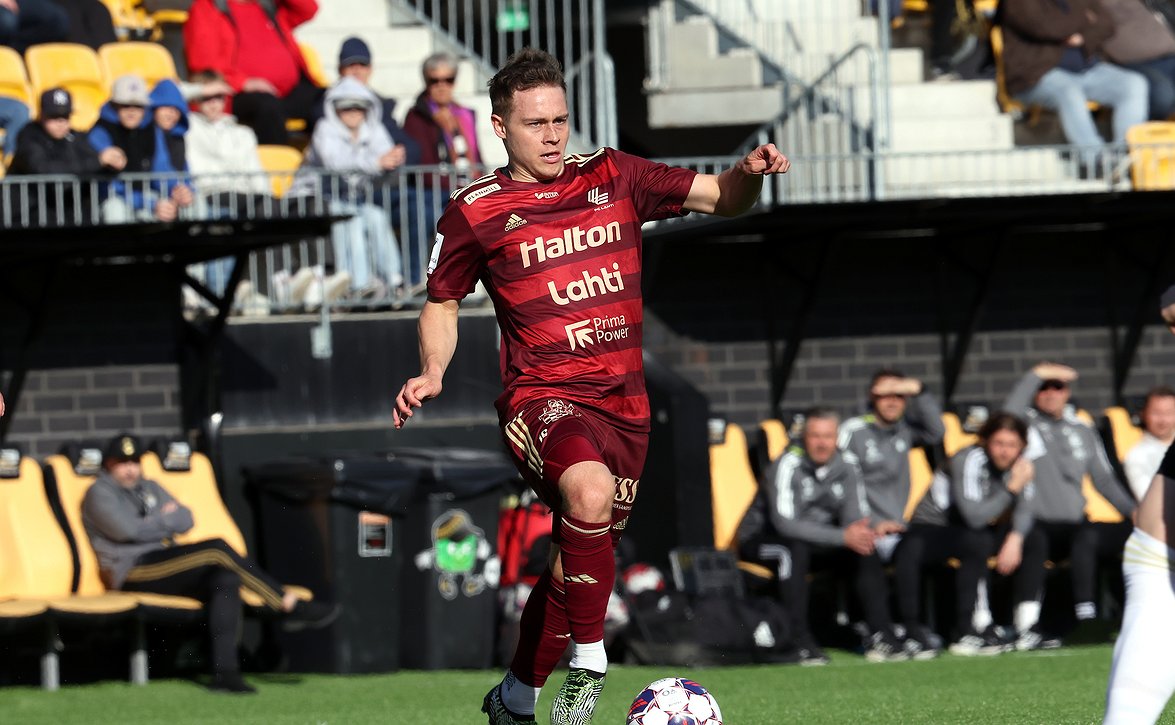 Veikkausliiga-podcastissa FC Lahden Julius Tauriainen 