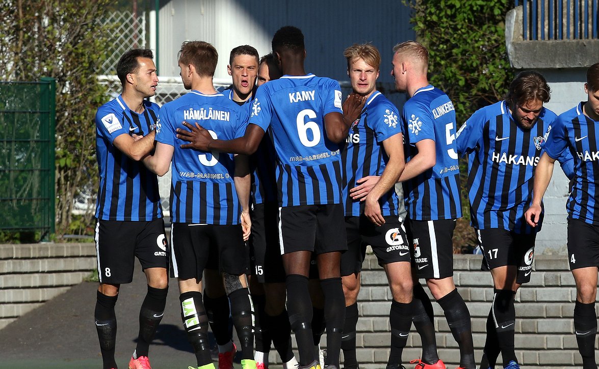 Inter nousi ahdingosta jatkoon cupissa - "Upea taistelu joukkueelta"