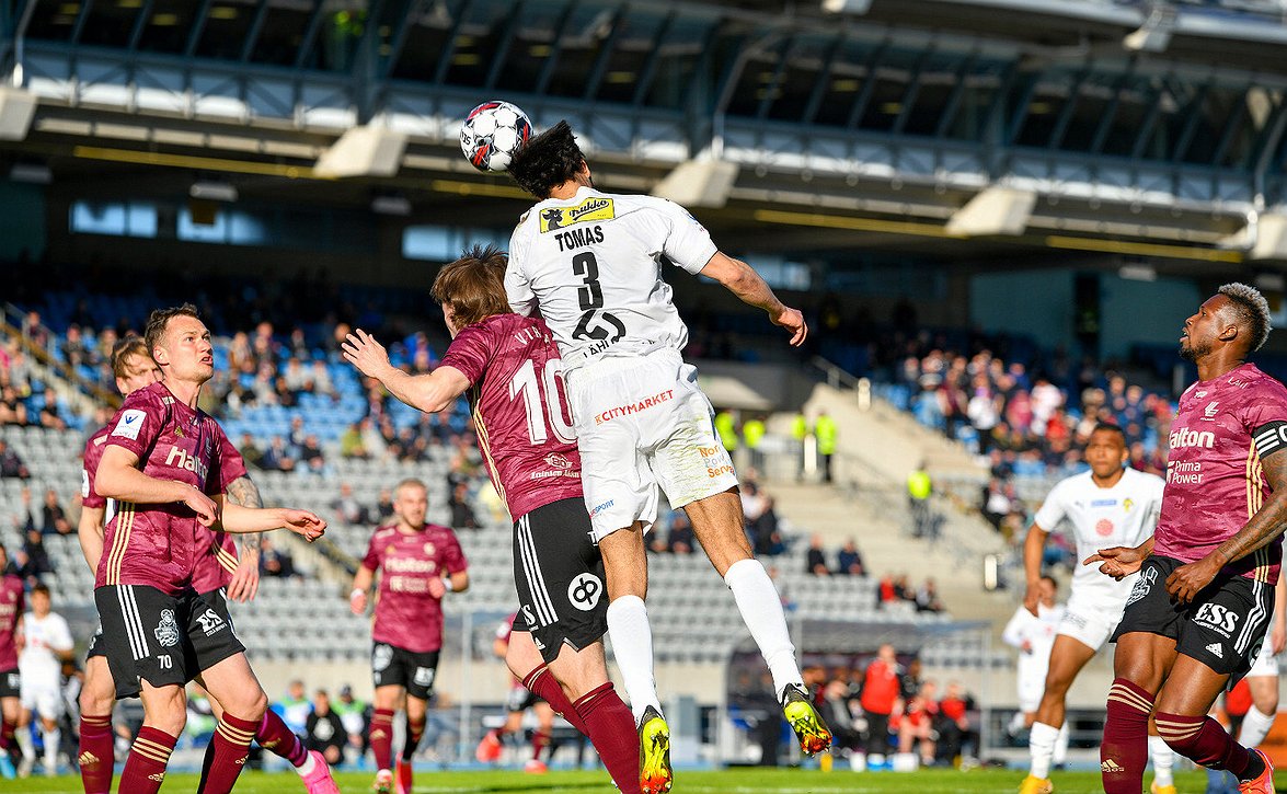 FC Lahti taipui cupin välierässä vajaamiehiselle KuPS:lle - "Työ ei näkynyt tulostaululla"