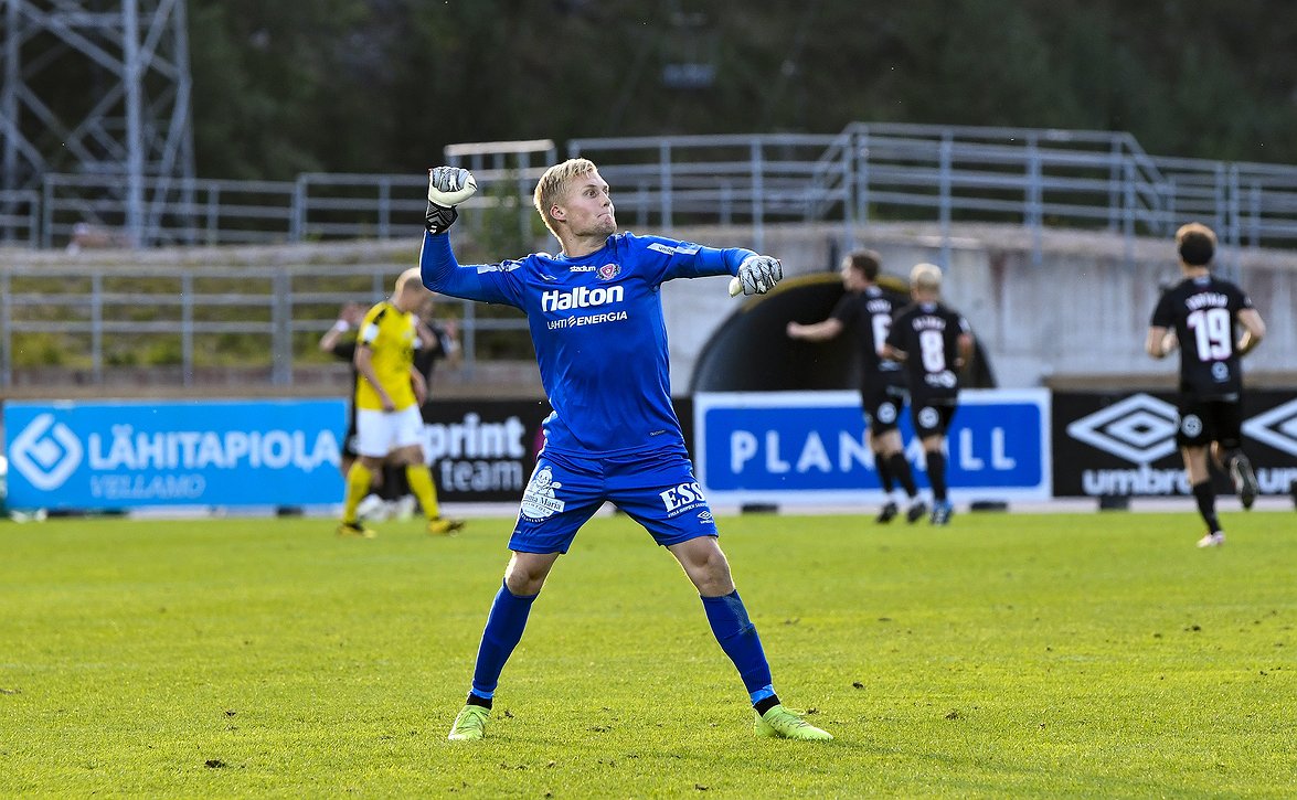 ​Joona Tiainen jatkosopimukseen FC Lahden kanssa