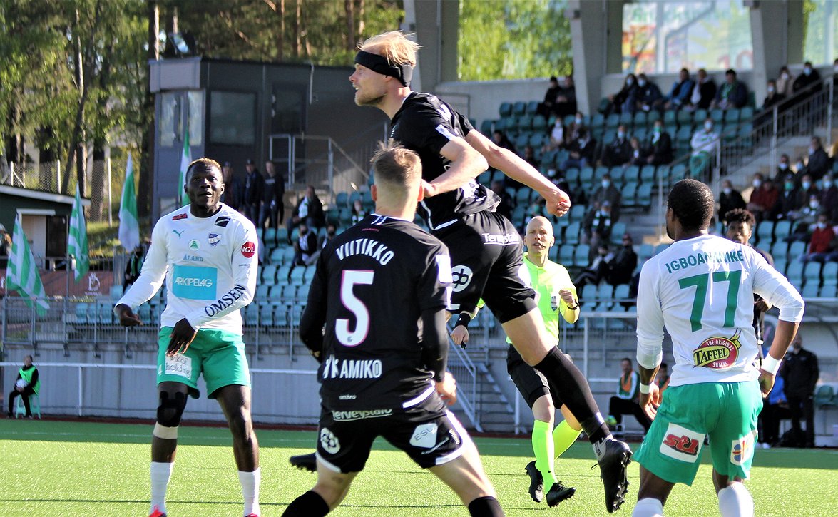 ​IFK-luotsi Syberyjski pettyneenä: "Emme pystyneet antamaan mitään kotiyleisölle"