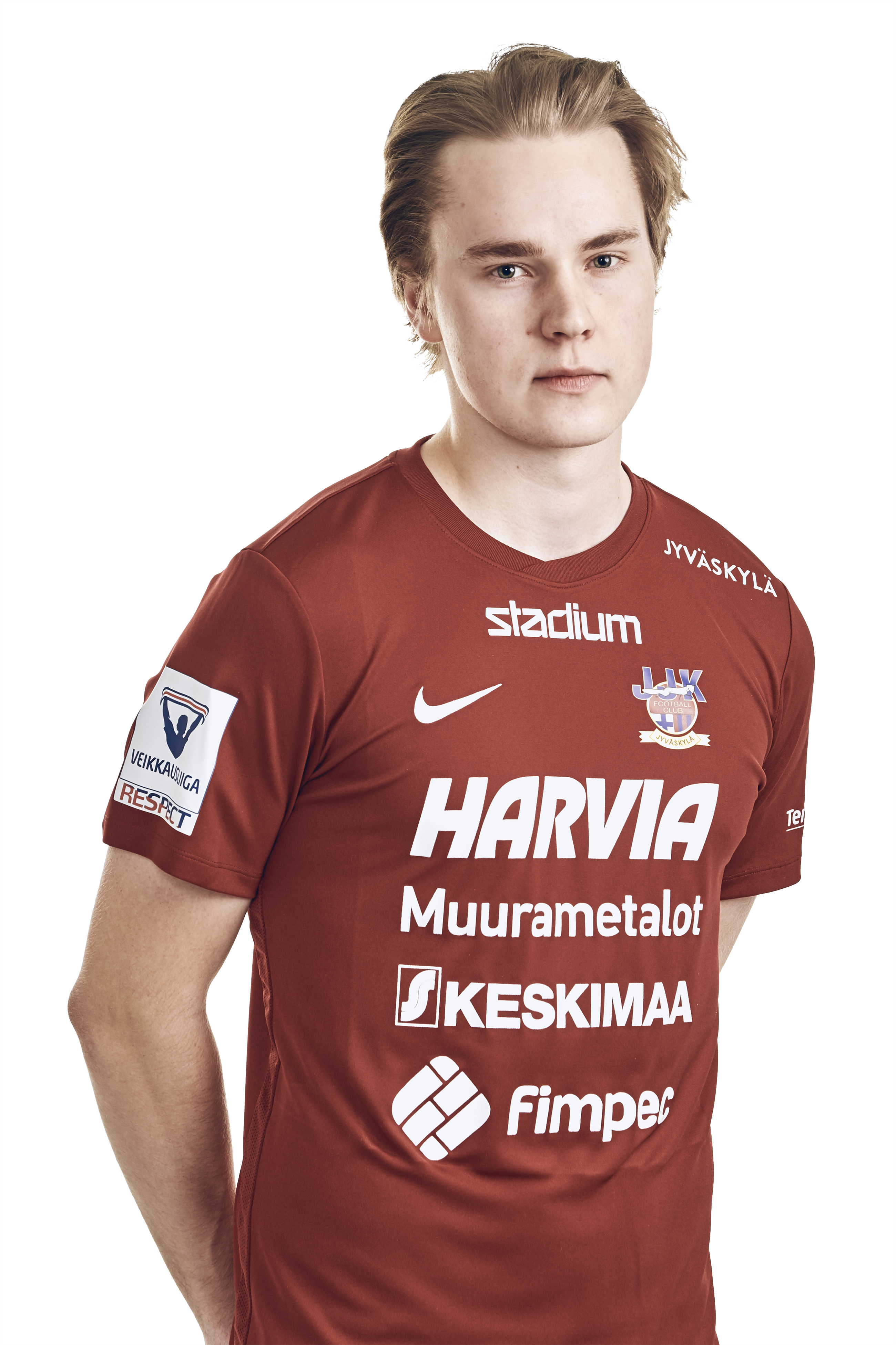 http://www.veikkausliiga.com/media/players/Kirvesoja_Ville_7_1.png