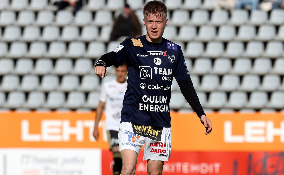 Jere Kallinen jatkaa AC Oulussa - keskikentän huippulupaukselle monivuotinen sopimus