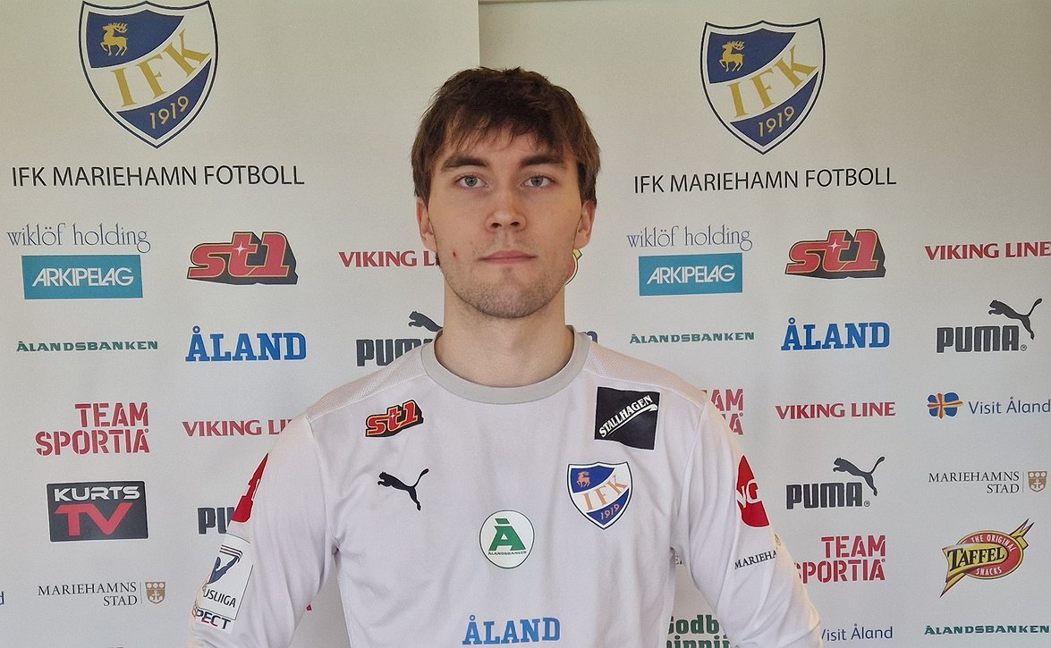 ​"Nuoruutta ja rutiinia" – IFK Mariehamn kaksivuotiseen sopimukseen Noah Nurmen kanssa