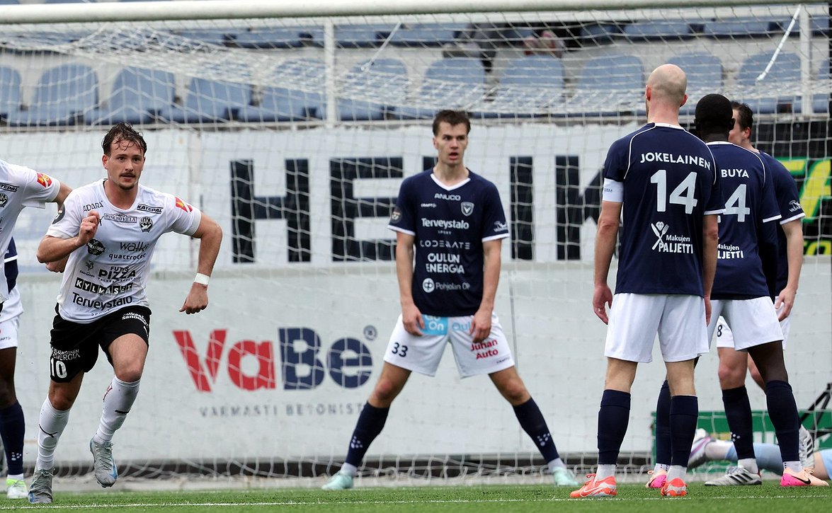 AC Oulu hakee avauspisteitä - "Pelit ratkotaan edelleen molempien maalien edustoilla"