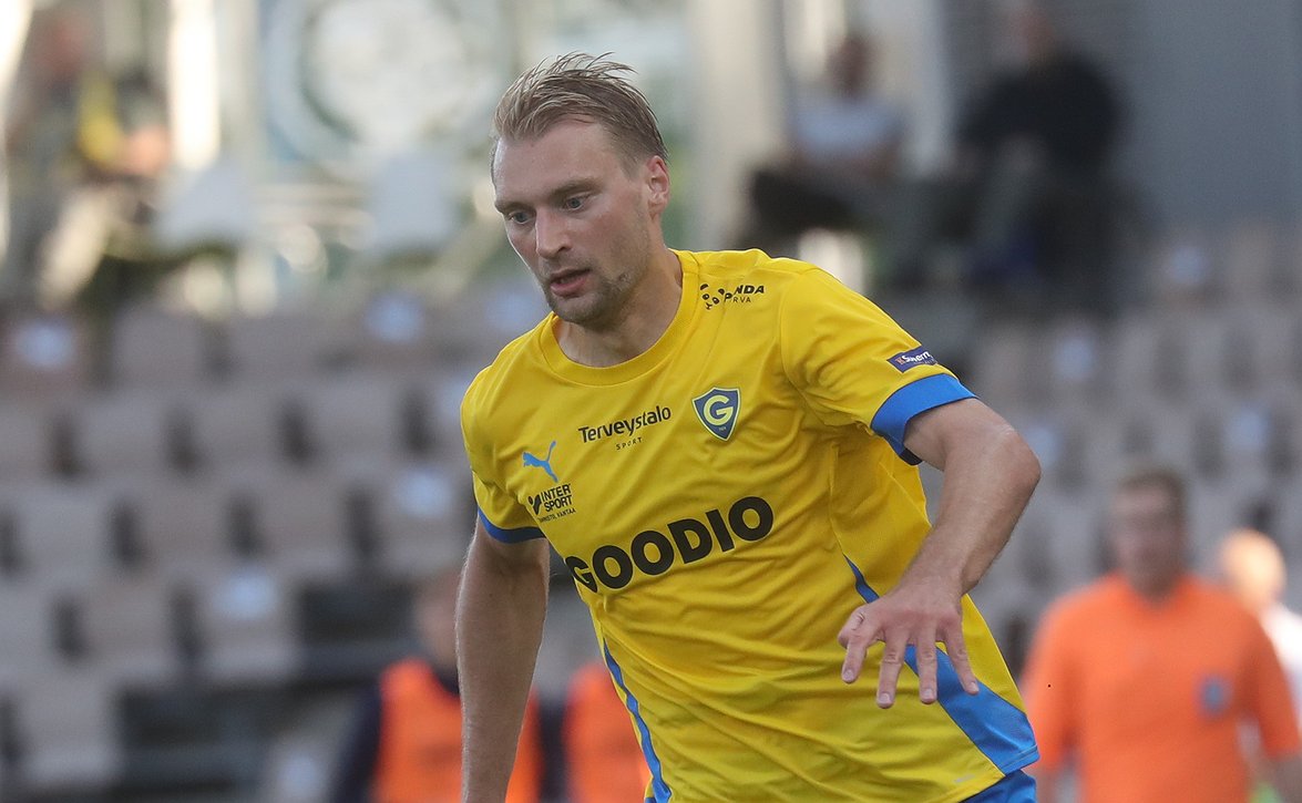 www.veikkausliiga.com