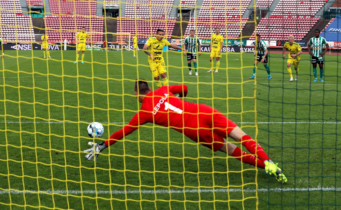 Ilves kukisti KTP:n hukattuaan rangaistuspotkuja (Ilves - KTP 2-0)