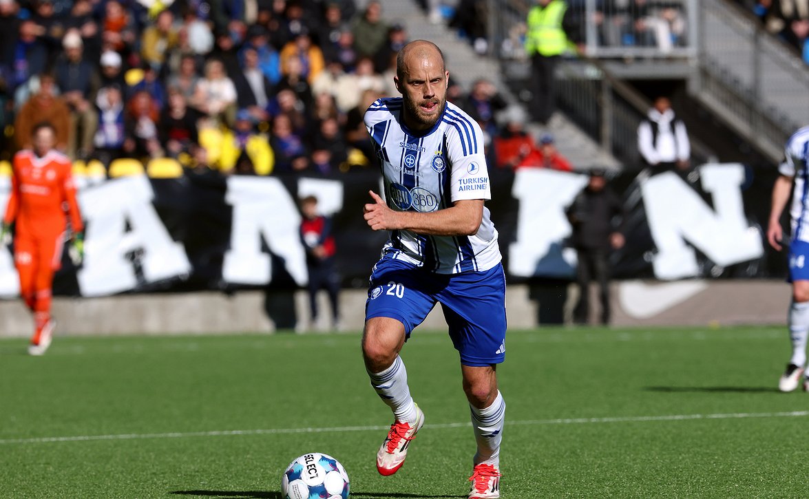 ​Teemu Pukki valmis rooliin kuin rooliin Huuhkajissa: "Joukkue aina ensin"