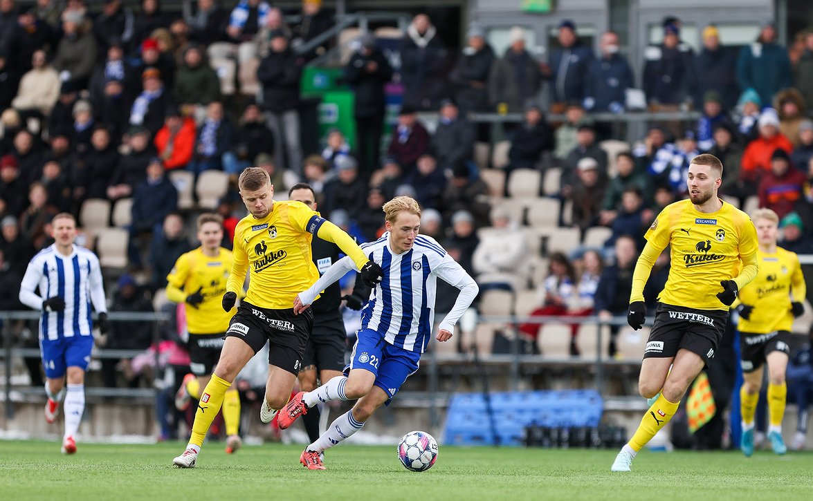 HJK ja KuPS jäivät maaleitta vauhdikkaassa ottelussa (HJK-KuPS 0-0)