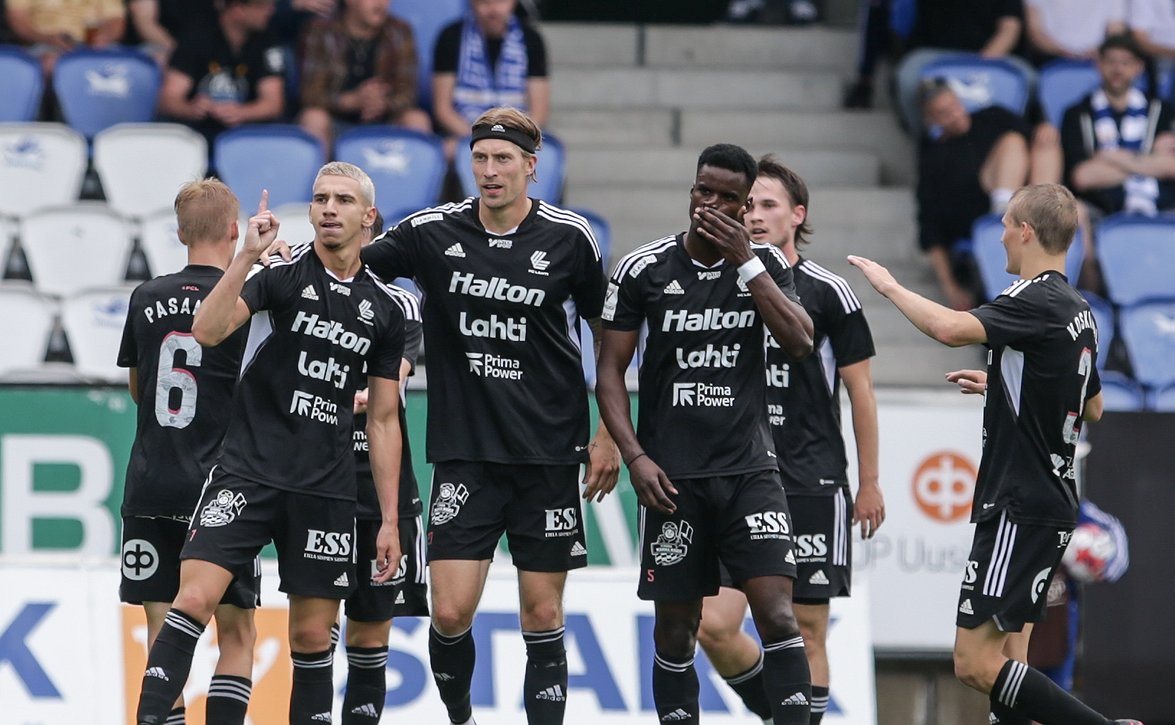 FC Lahti tarjoaa yhteistyöseurojen lupauksille tilaisuuksia päästä tutustumaan Veikkausliigavauhtiin