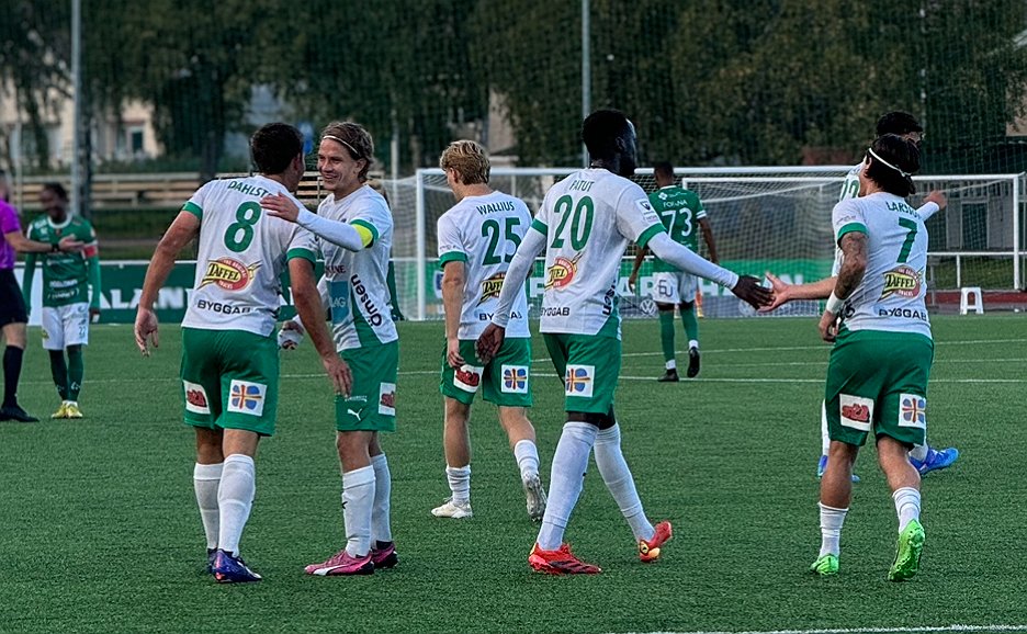 www.veikkausliiga.com
