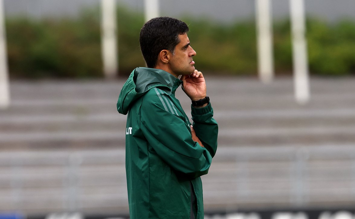 www.veikkausliiga.com