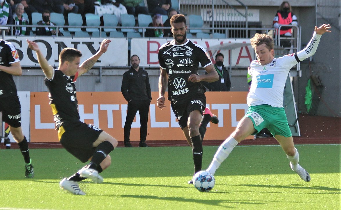 ​Haka kaatoi vajaamiehisen IFK Mariehamnin (IFK Mariehamn – FC Haka 0-3)