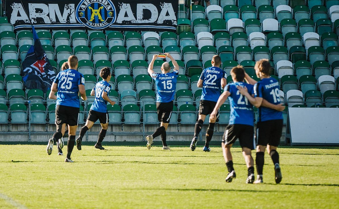 "Olen itseni kanssa keskustellut" - Inter-ikoni Timo Furuholm ei ole kauteensa tyytyväinen