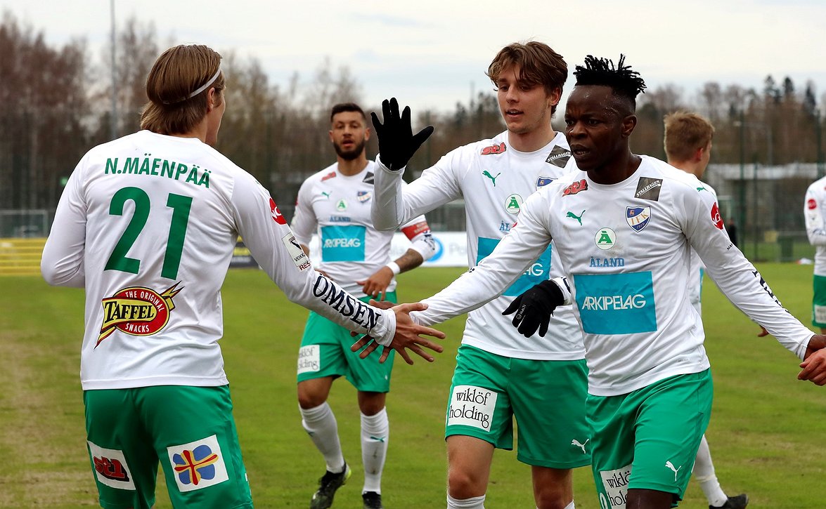 Paluuta tekevä IFK Mariehamnin Riku Sjöroos: "Uskon että pystymme näyttämään kotiyleisölle"