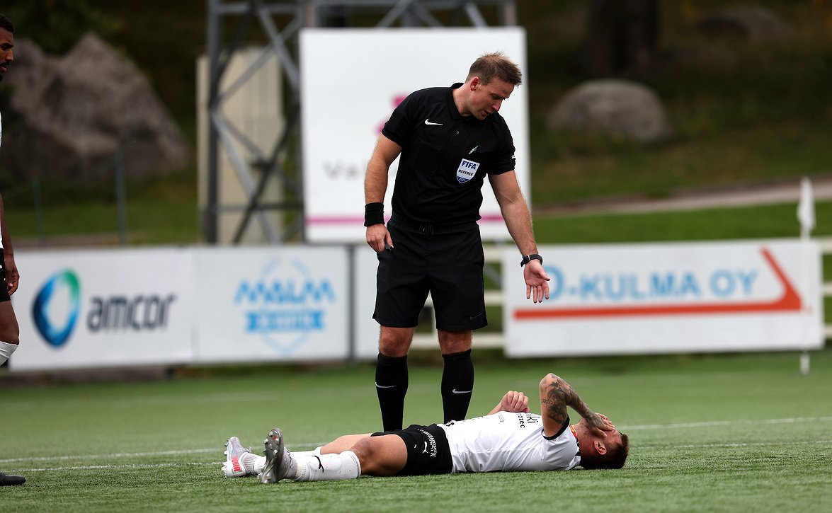 Petri Viljanen erotuomariksi Kreikan Cupin puolivälierään