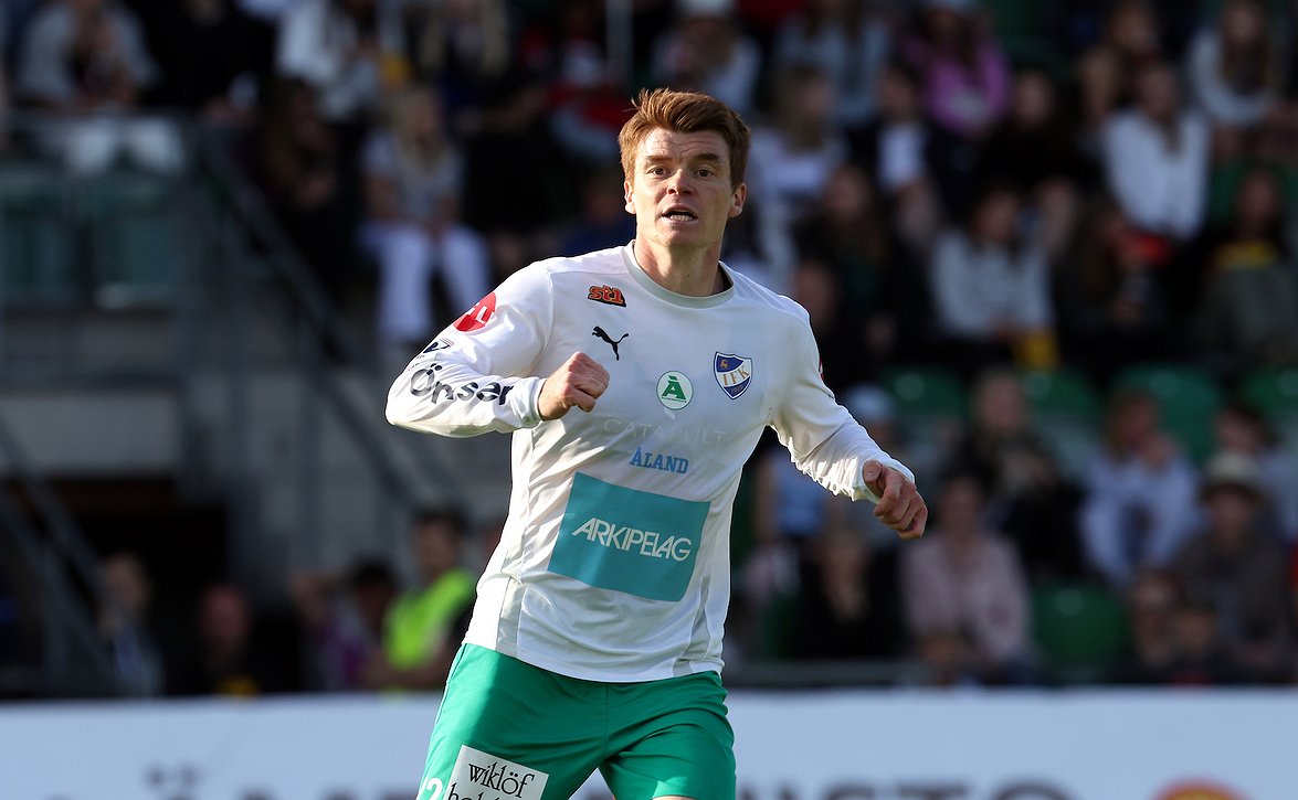 Albin Granlund kutospaikalla - ​IFK Mariehamn pääsi kokeilemaan ja sai pelituntumaa pelaajille