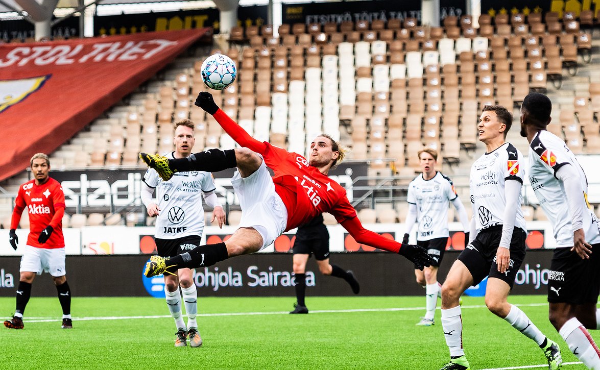 HIFK:n Sakari Tukiainen pidempään sivussa – ”Tämä tuntuu todella raskaalta”