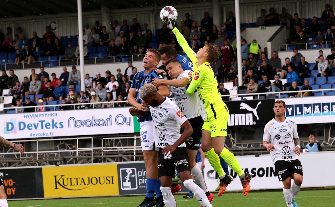 "Ollaan vähän uudessa tilanteessa" - Haka nousi voitolla jo neljännelle sijalle