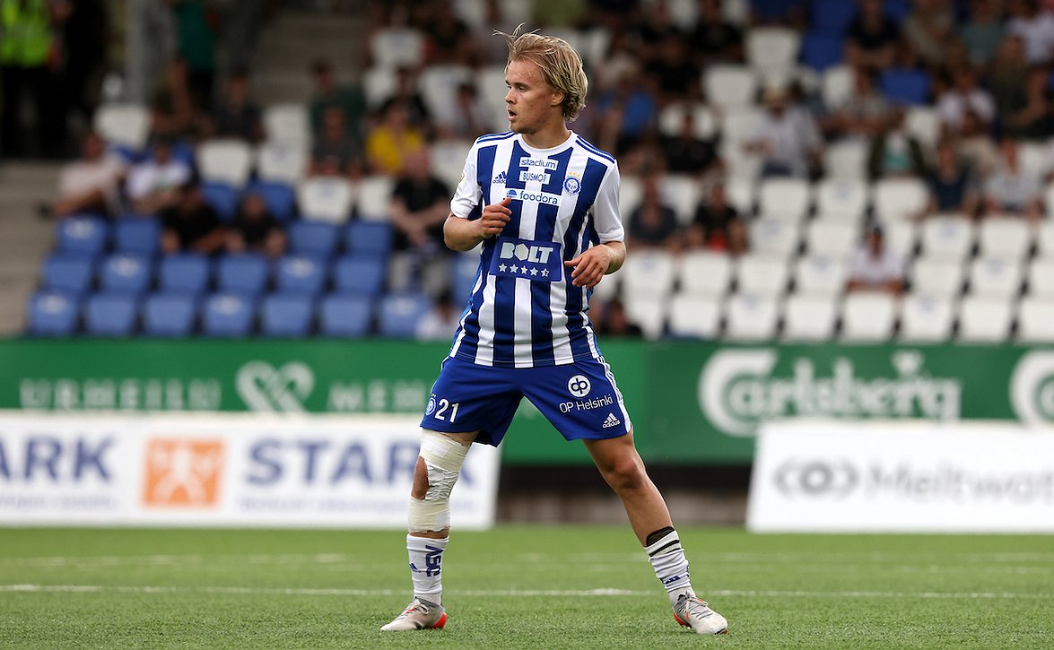 Santeri Väänänen HJK:sta Rosenborgiin