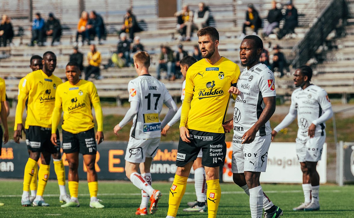 KuPS selvään voittoon Hakasta (KuPS-FC Haka 3-0)
