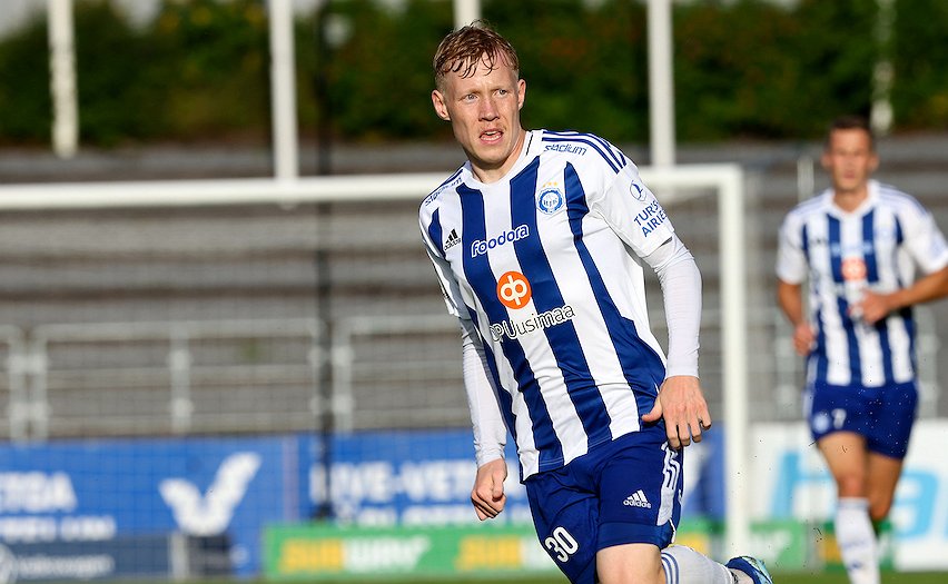 www.veikkausliiga.com