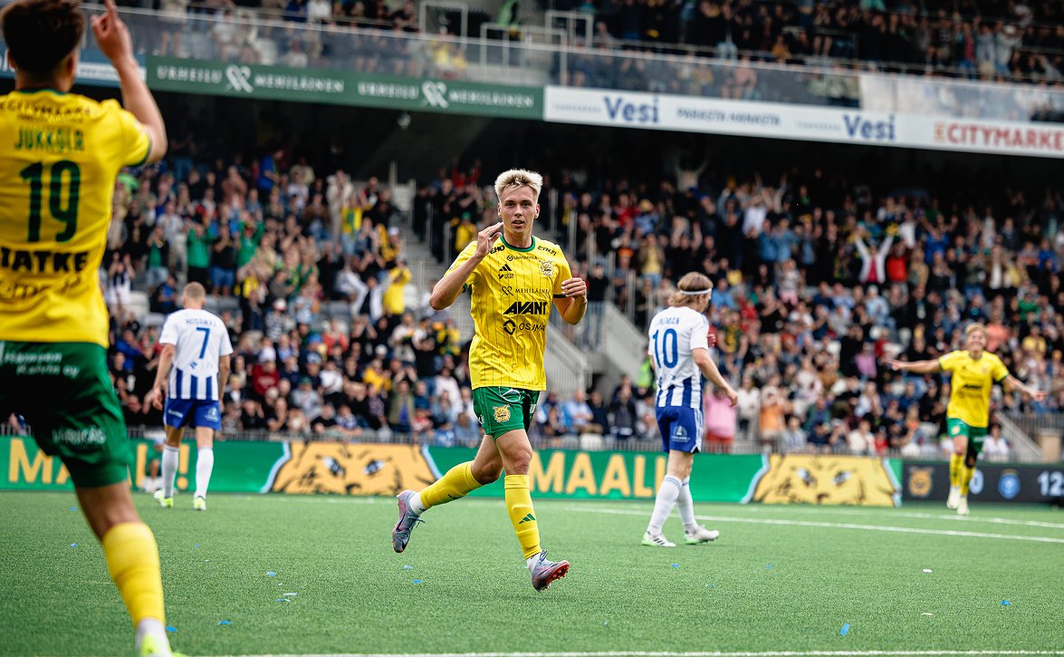 www.veikkausliiga.com