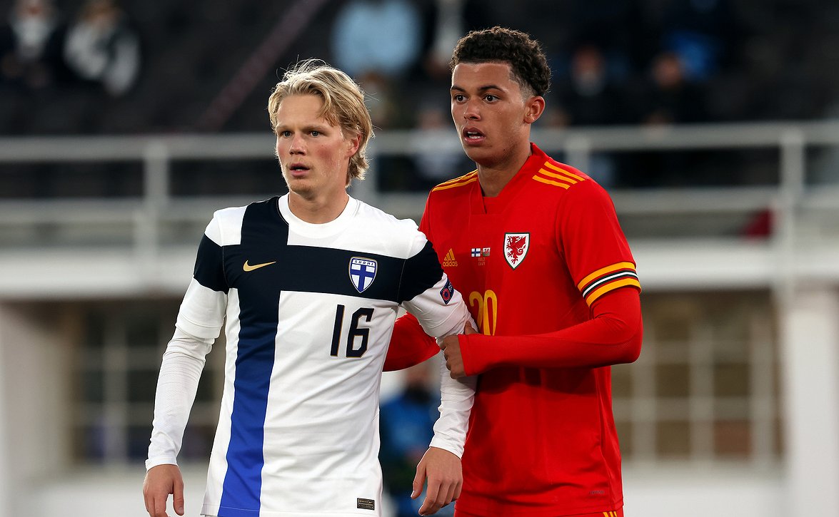Huuhkajat maalittomaan tasapeliin Walesin kanssa