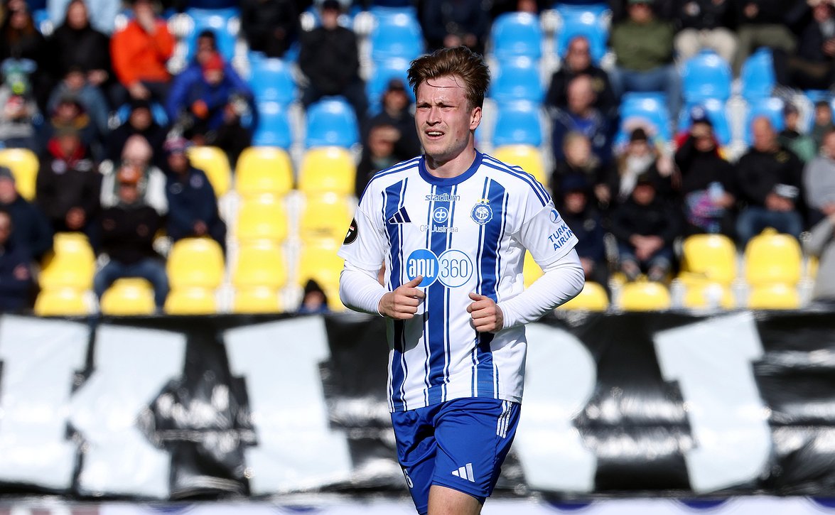 HJK:n Ville Tikkanen hakee Huuhkajadebyyttiään - "Ehdottomasti taistelemaan peliajasta"