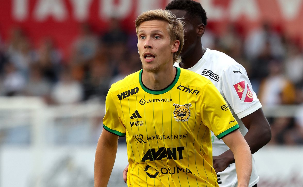 Ilvekseltä vahva esitys - AC Oulu kaatoi avauspuolituntisen osumilla 3-0
