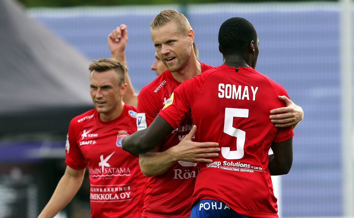 111 - Juho Mäkelä nousi kolkuttelemaan jo kaikkien aikojen kolmossijaa