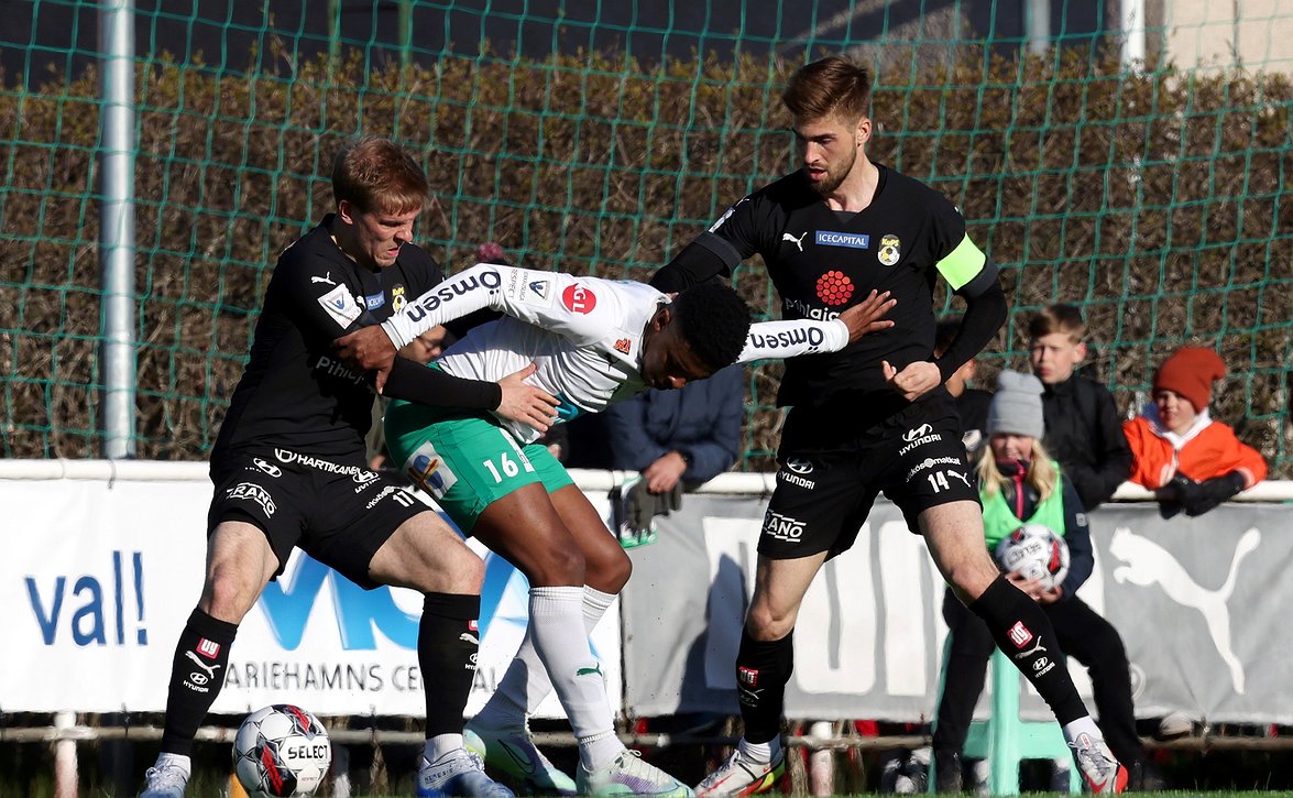 HJK nousi yksin kärkipaikalle - Täysi kierros Veikkausliigaa takana