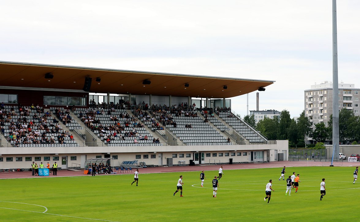Raatin stadionin nurmen kunto ei salli AC Oulun kotiavauksen pelaamista otteluohjelman mukaisesti