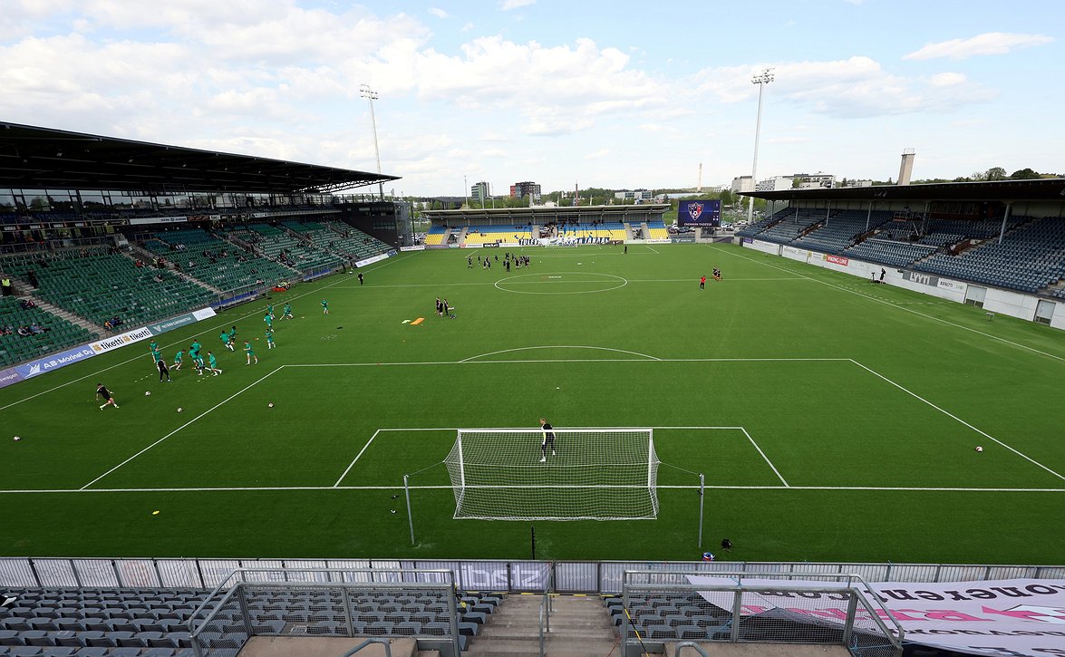 Pikkuhuuhkajat avaa EM-karsinnat tiistaina - Sveitsi vastassa Veritas Stadionilla