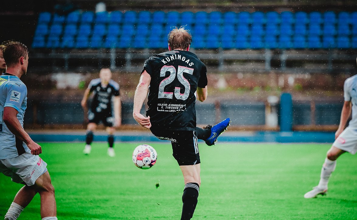 "Päästämme liian helppoja maaleja" - FC Lahden Mikko Kuningas manasi tappiota