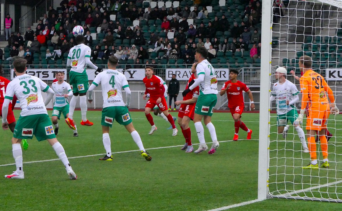 Mika Hilander löytää IFK Mariehamnin pelaamisesta selkeän heikkouden 