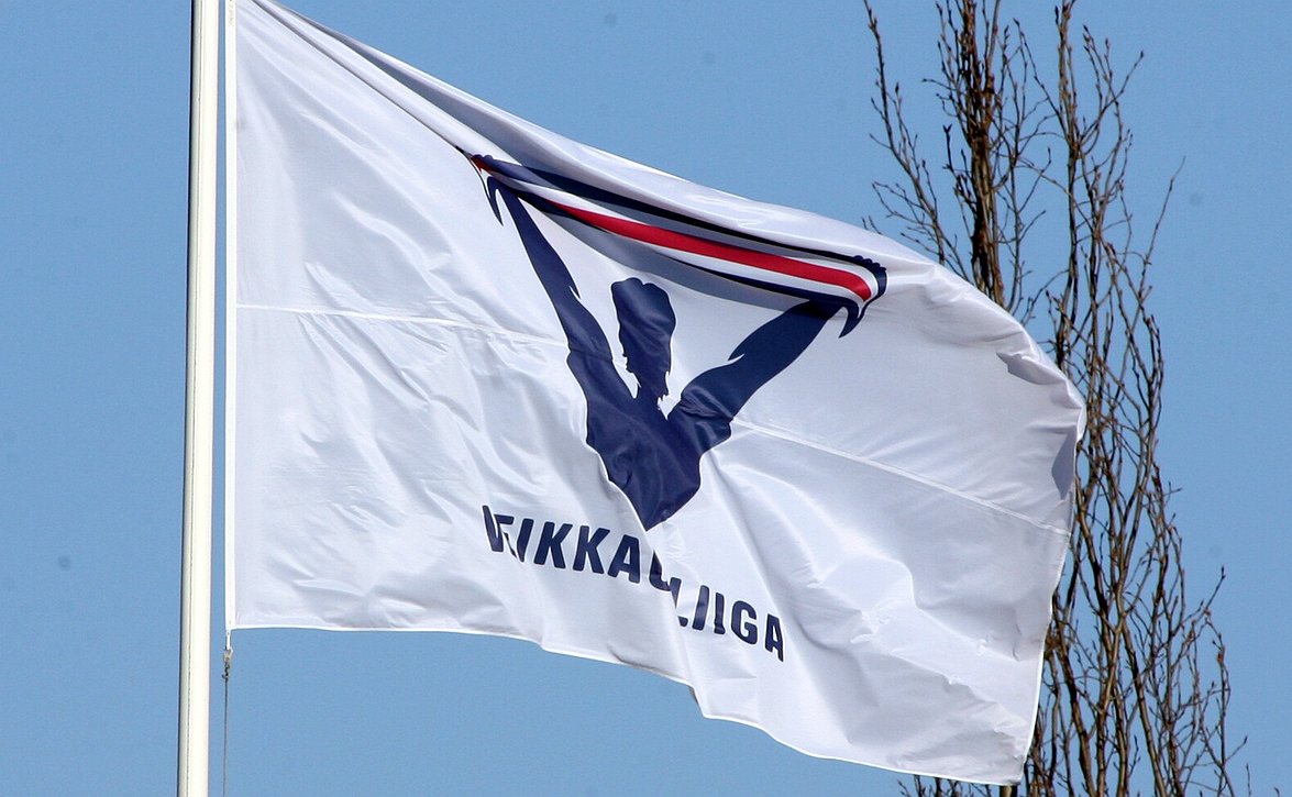 www.veikkausliiga.com