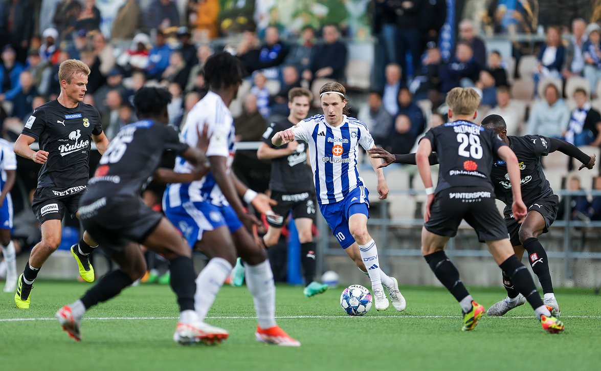 "Uteliaana ja innoissaan odotellaan HJK:n kohtaamista" - KuPS hakee Liigacupin finaalipaikkaa Helsingissä
