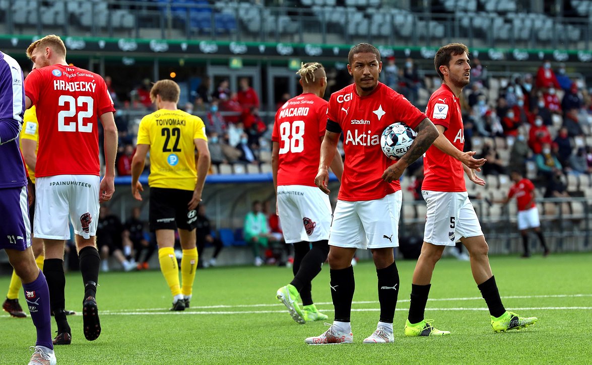 HIFK-luotsi Gómez harmitteli toisen jakson alkua - "Keskittymisemme herpaantui 10 minuutiksi"