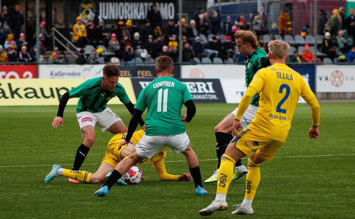 www.veikkausliiga.com